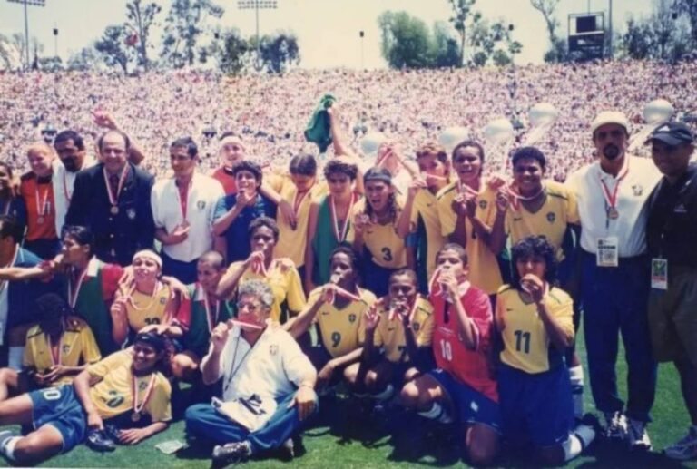 Elenco da Seleção Brasileira Feminina 1999 Elencos