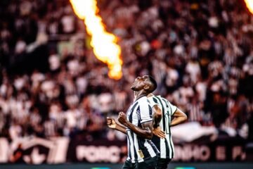 Botafogo e Athletico-PR empatam pelo Brasileirão
