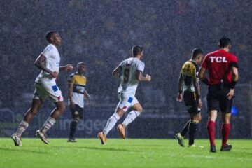 Criciúma e Bahia empatam pelo Brasileirão