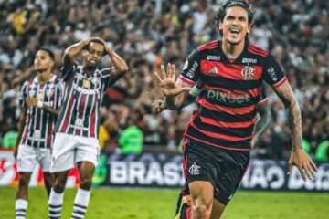 Flamengo vence o Fluminense pelo Brasileirão