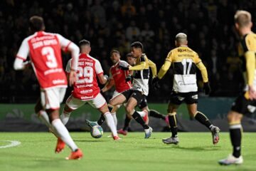 Criciúma e Internacional empatam pelo Brasileirão