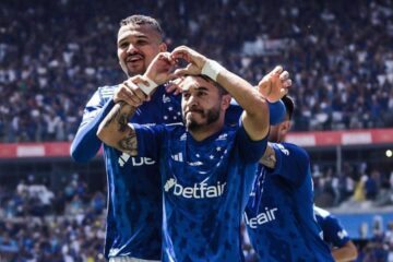 Cruzeiro vence o Atlético-GO pelo Brasileirão