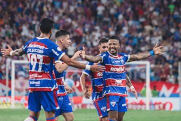 Fortaleza goleia o Bahia pelo Brasileirão