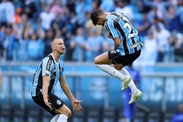 Grêmio vence o Atlético-GO pelo Brasileirão