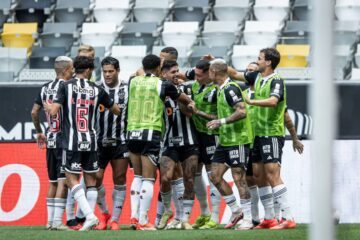Atlético-MG vence o Athletico-PR pelo Brasileirão
