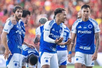 Cruzeiro goleia o Sport pelo Brasileirão