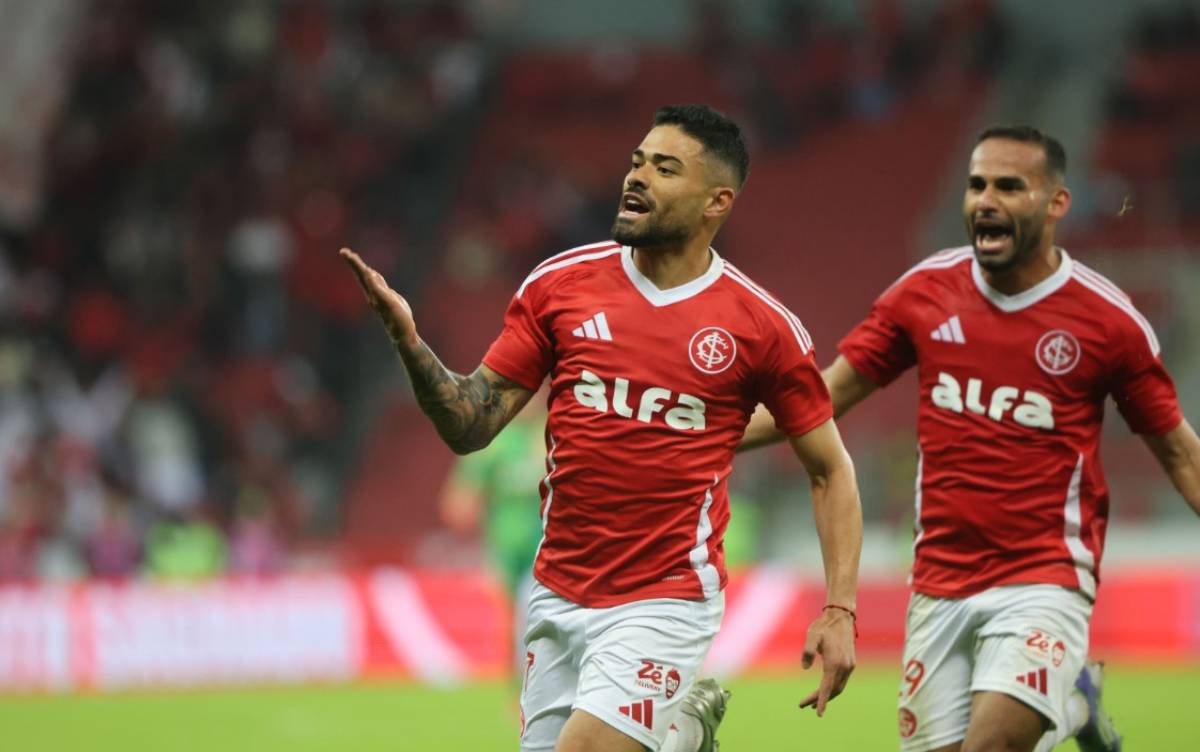 Internacional vence o Vitória pelo Brasileirão