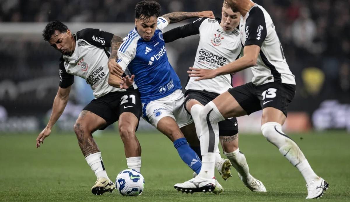 Corinthians e Cruzeiro empatam pelo Brasileirão