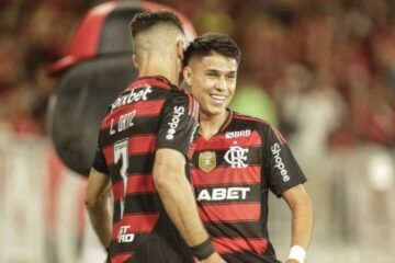 Flamengo vence o Atlético-MG pelo Brasileirão