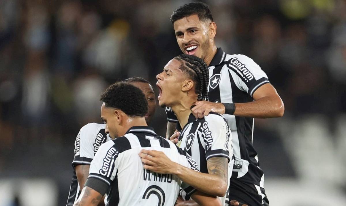Botafogo goleia o Red Bull Bragantino pelo Brasileirão
