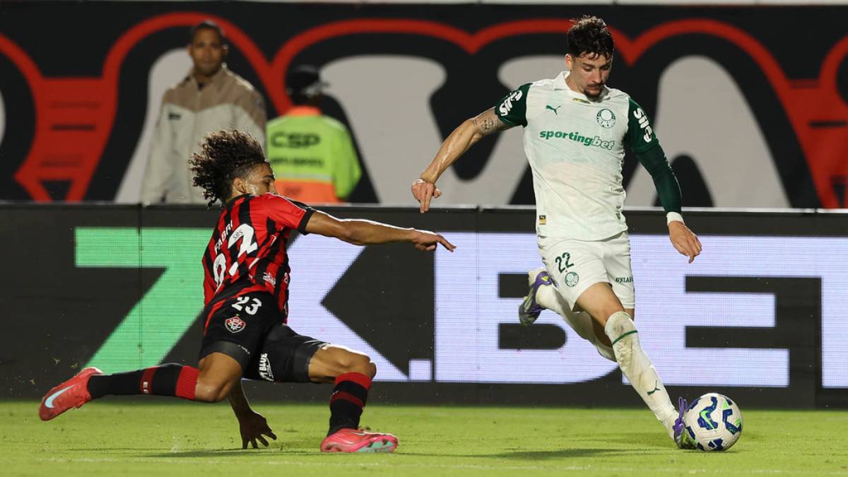 Vitória e Palmeiras empatam pelo Brasileirão