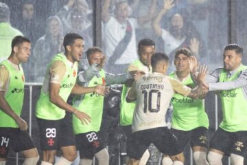 Vasco vence o Bahia pelo Brasileirão