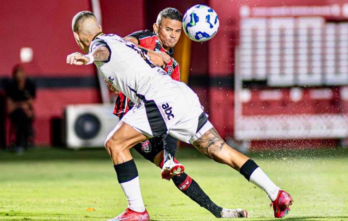 Vitória vence o Atlético-MG pelo Brasileirão