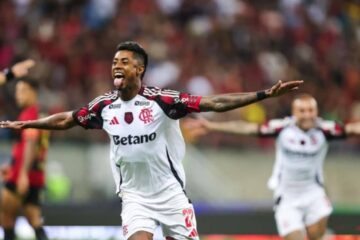 Flamengo goleia o Sport pelo Brasileirão