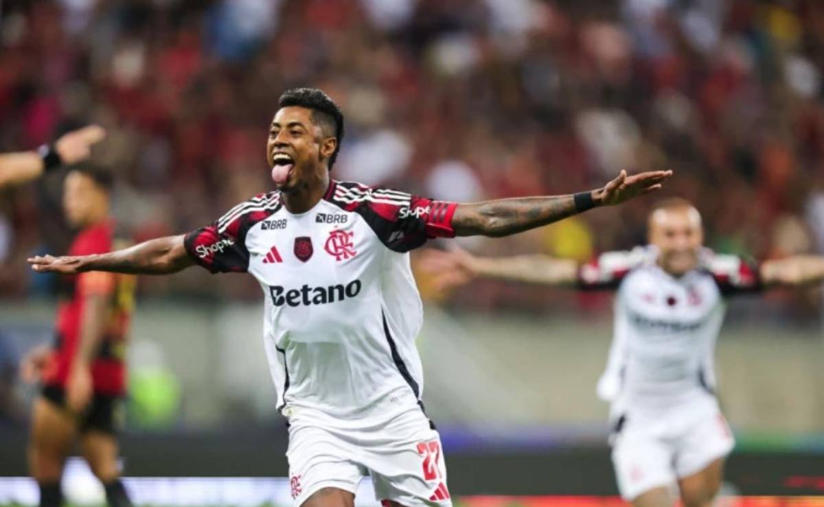 Flamengo goleia o Sport pelo Brasileirão
