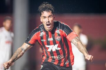 Vitória vence o Internacional pelo Brasileirão