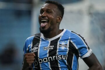Edenílson, volante do Grêmio
