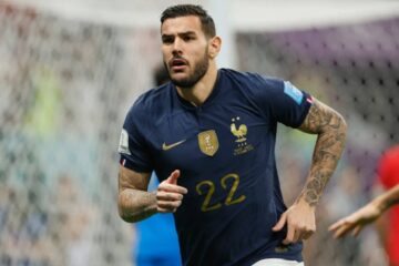 Theo Hernández, lateral-esquerdo da Seleção da França