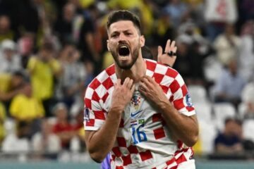 Bruno Petković, atacante da Seleção da Croácia