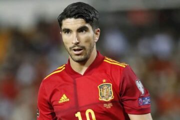 Carlos Soler, meio-campista da Seleção da Espanha