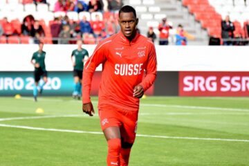 Edmilson Fernandes, volante da Seleção da Suíça