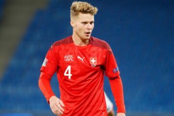 Nico Elvedi, zagueiro da Seleção da Suíça