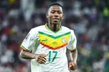 Pape Matar Sarr, meio-campista da Seleção de Senegal